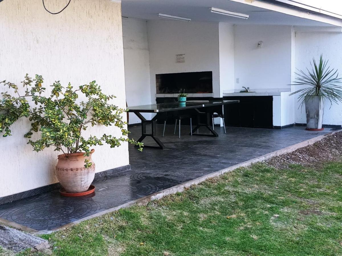 Complejo Lugones Apartment